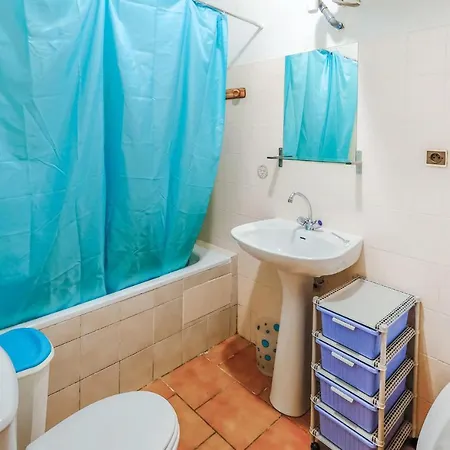1 Bedroom Beautiful In Propriano Apartment *